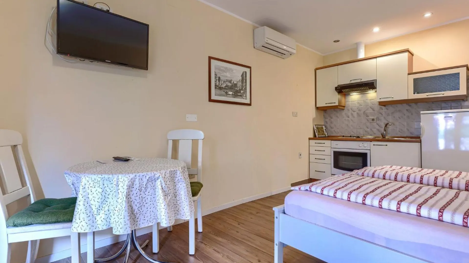 Apartment Villa Ester-4 By Interhome Umag